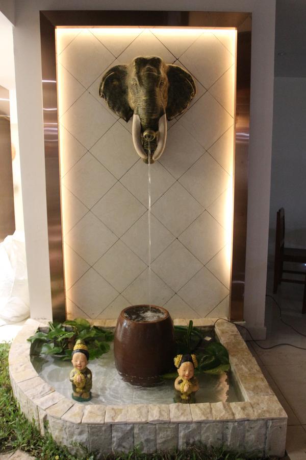 Central Boutique Hotel Vientiane Exteriör bild
